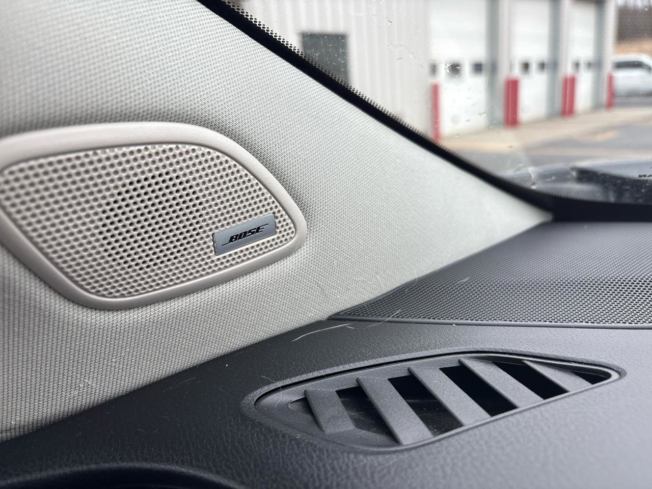 Used 2019 Nissan Murano SV w/ Premium Package image 23