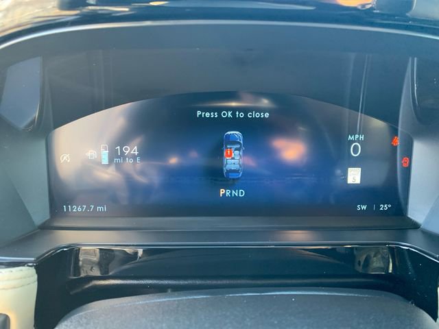 Used 2025 Lincoln Corsair AWD w/ Equipment Group 101A image 29