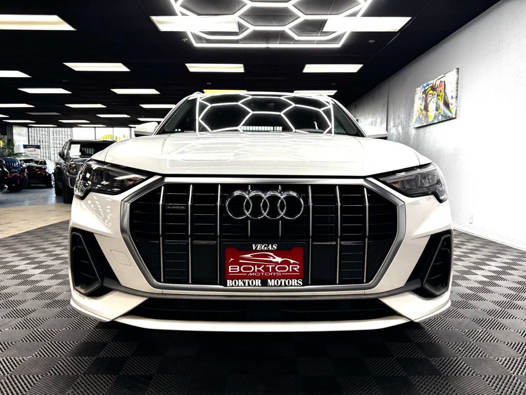 Used 2022 Audi Q3 2.0T Premium w/ Convenience Package AWD/4WD image 3
