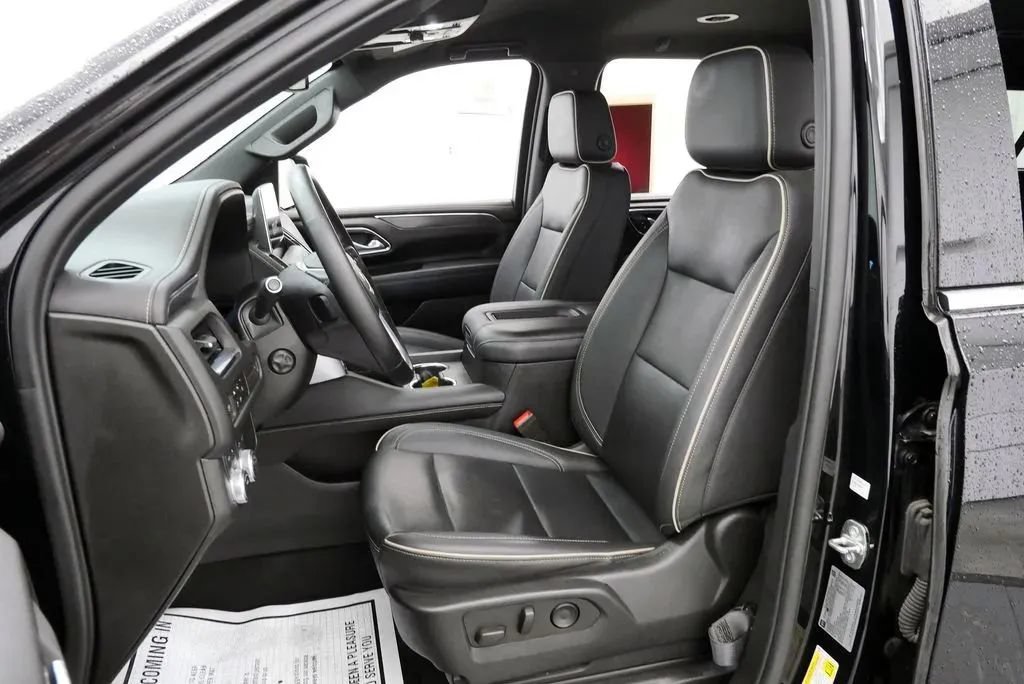 Used 2023 GMC Yukon XL SLT w/ SLT Luxury Package AWD/4WD image 10