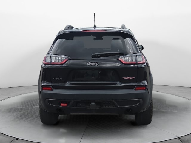 Used 2019 Jeep Cherokee Trailhawk w/ Comfort & Convenience Group AWD/4WD image 4