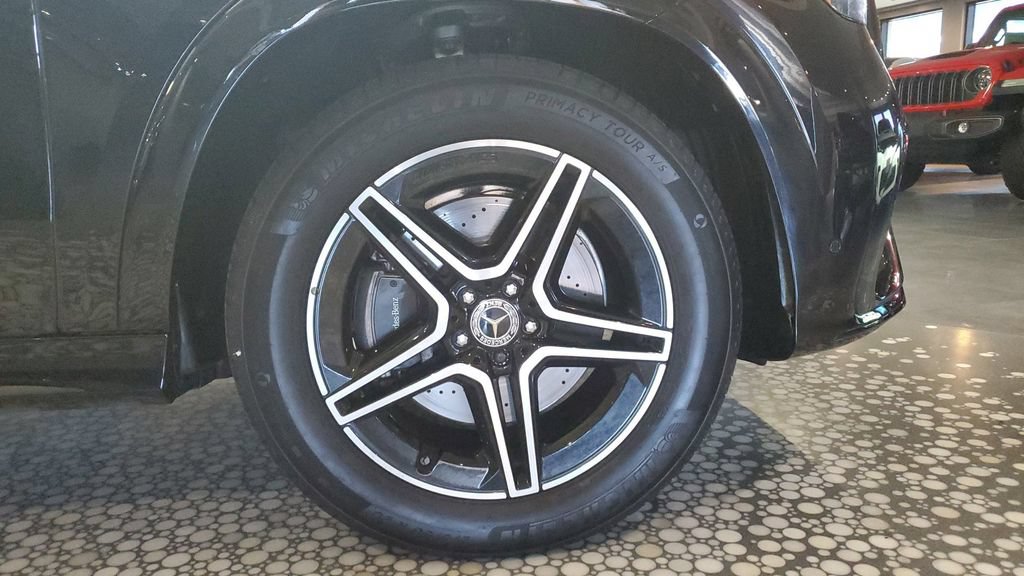 Used 2024 Mercedes-Benz GLE 350 4MATIC image 7