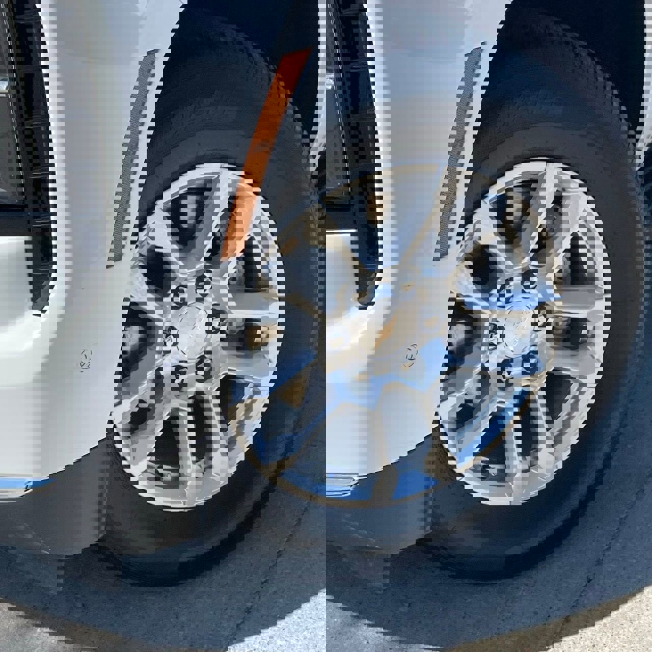 Used 2025 Chevrolet Tahoe LT image 9