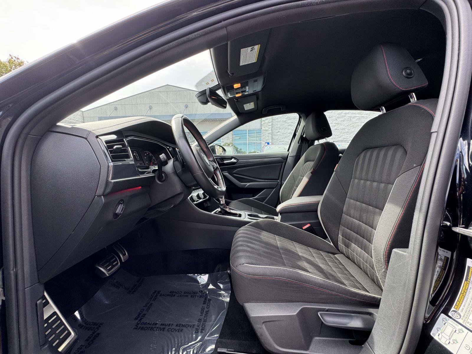 Used 2019 Volkswagen Jetta GLI FWD image 15