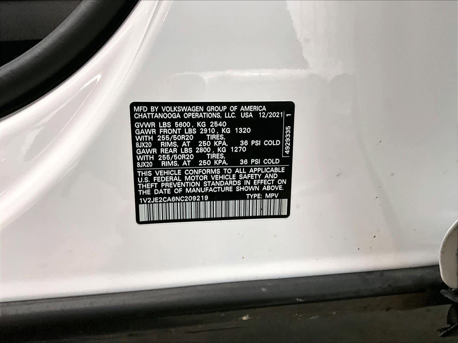 Used 2022 Volkswagen Atlas Cross Sport SE FWD image 36