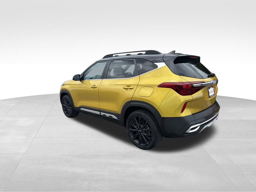 Used 2023 Kia Seltos Nightfall Edition AWD/4WD image 3