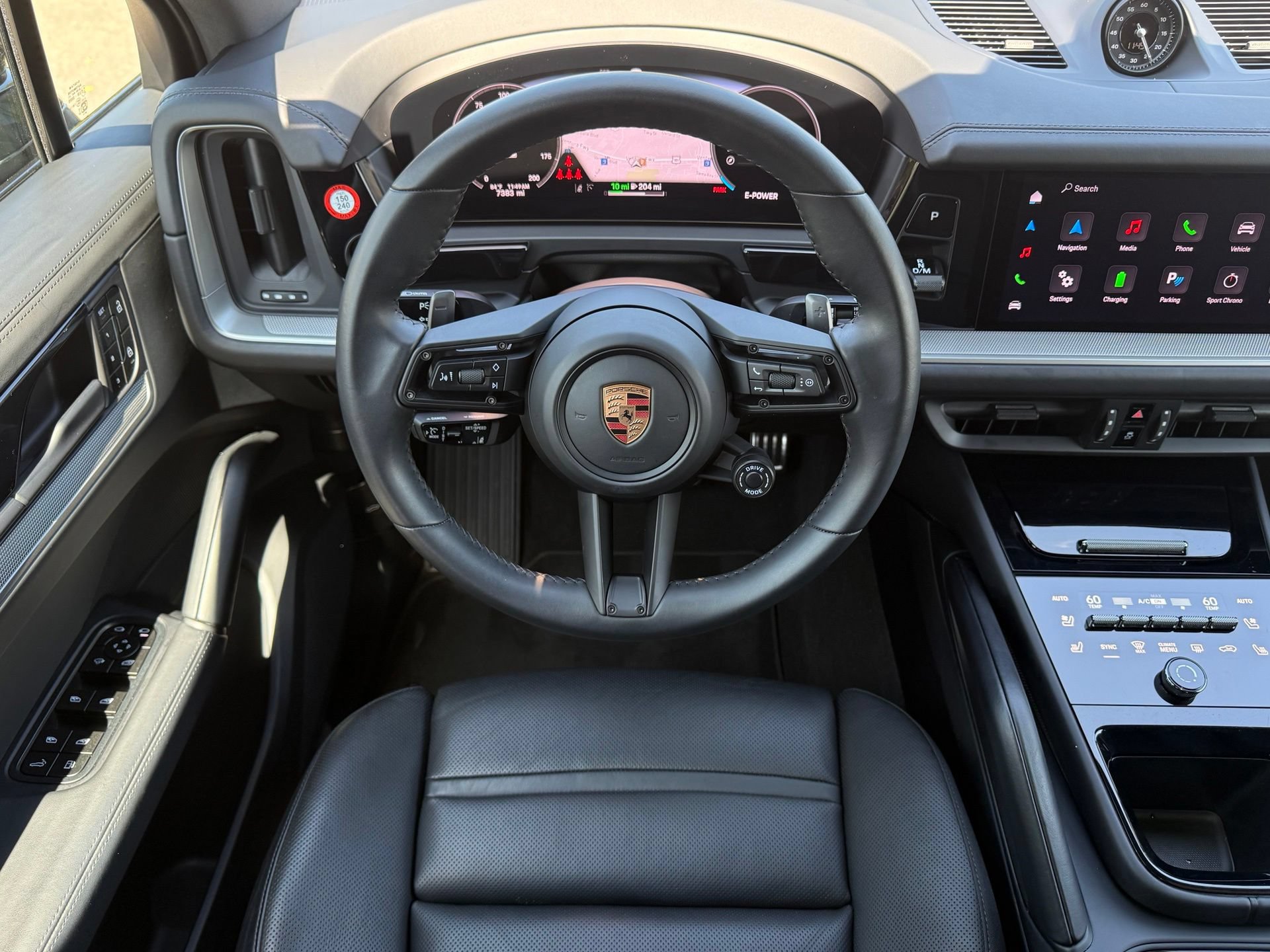Used 2025 Porsche Cayenne S AWD/4WD image 16