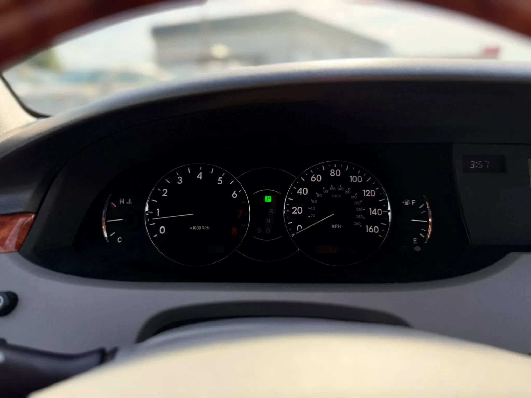 Used 2005 Toyota Avalon Limited FWD image 31