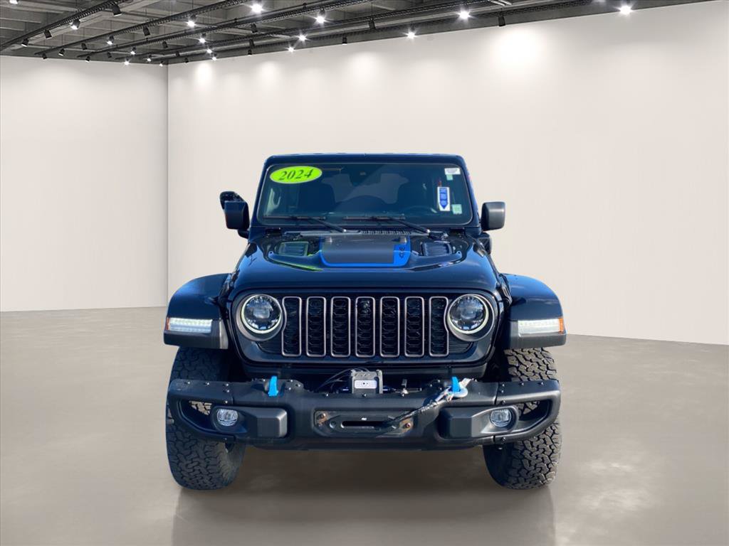 Used 2024 Jeep Wrangler Unlimited Rubicon 4xe AWD/4WD image 2