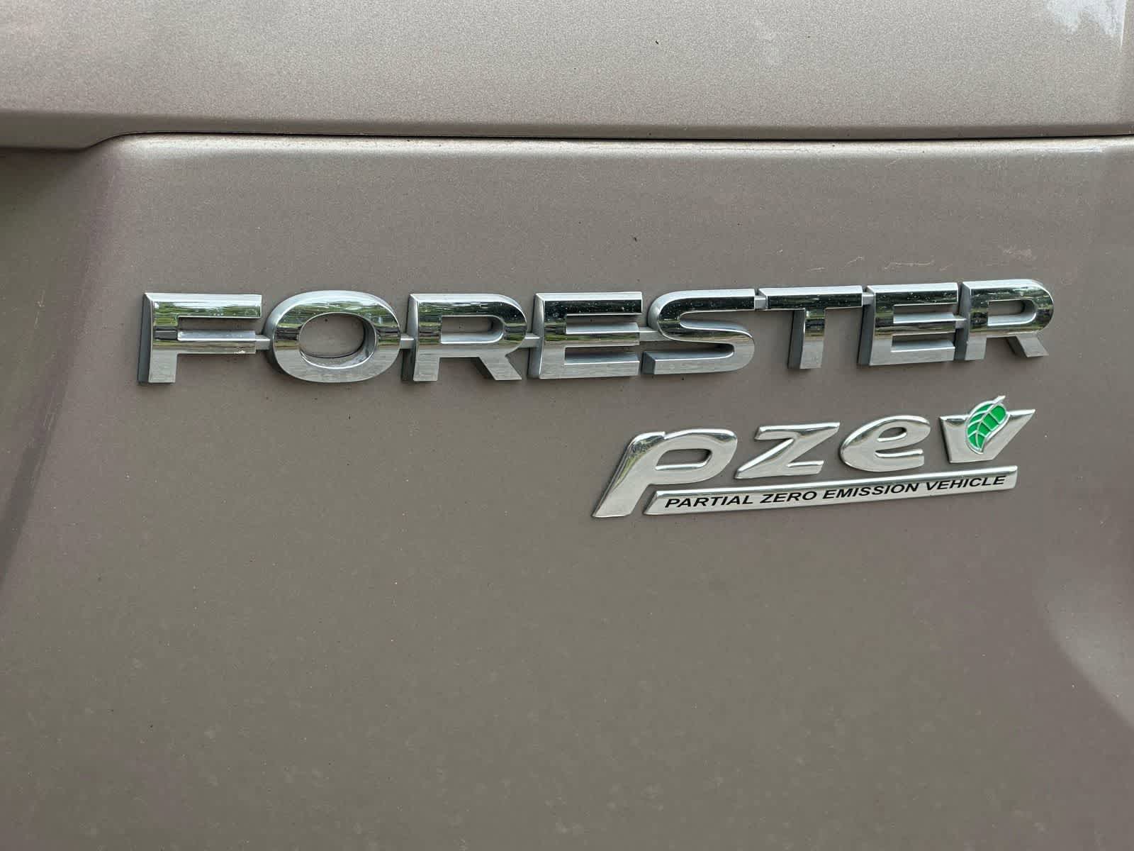 Used 2015 Subaru Forester 2.5i Touring w/ Rugged Package #2 AWD/4WD image 6