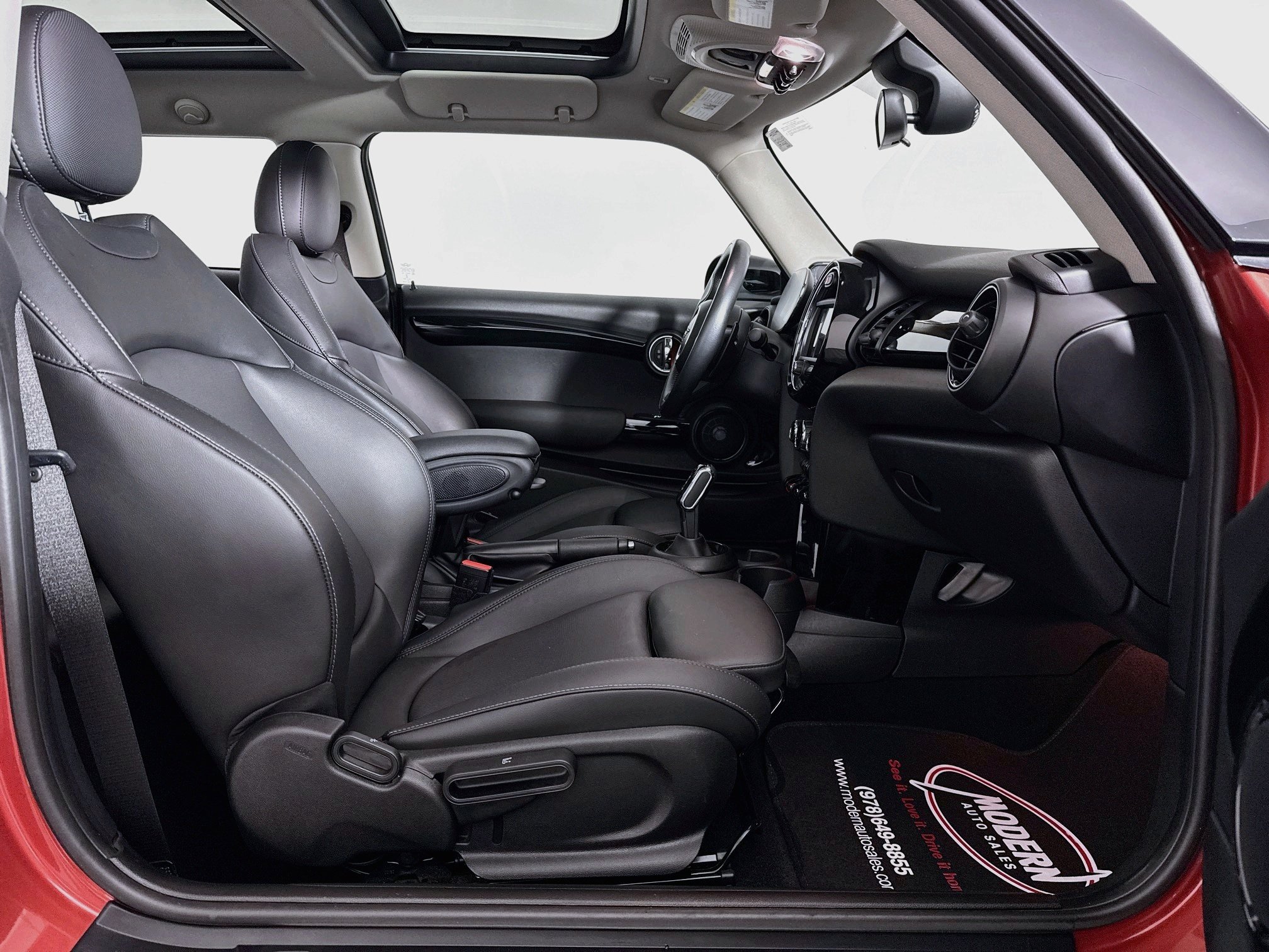 Used 2021 MINI Cooper S w/ Coral Red Edition FWD image 35