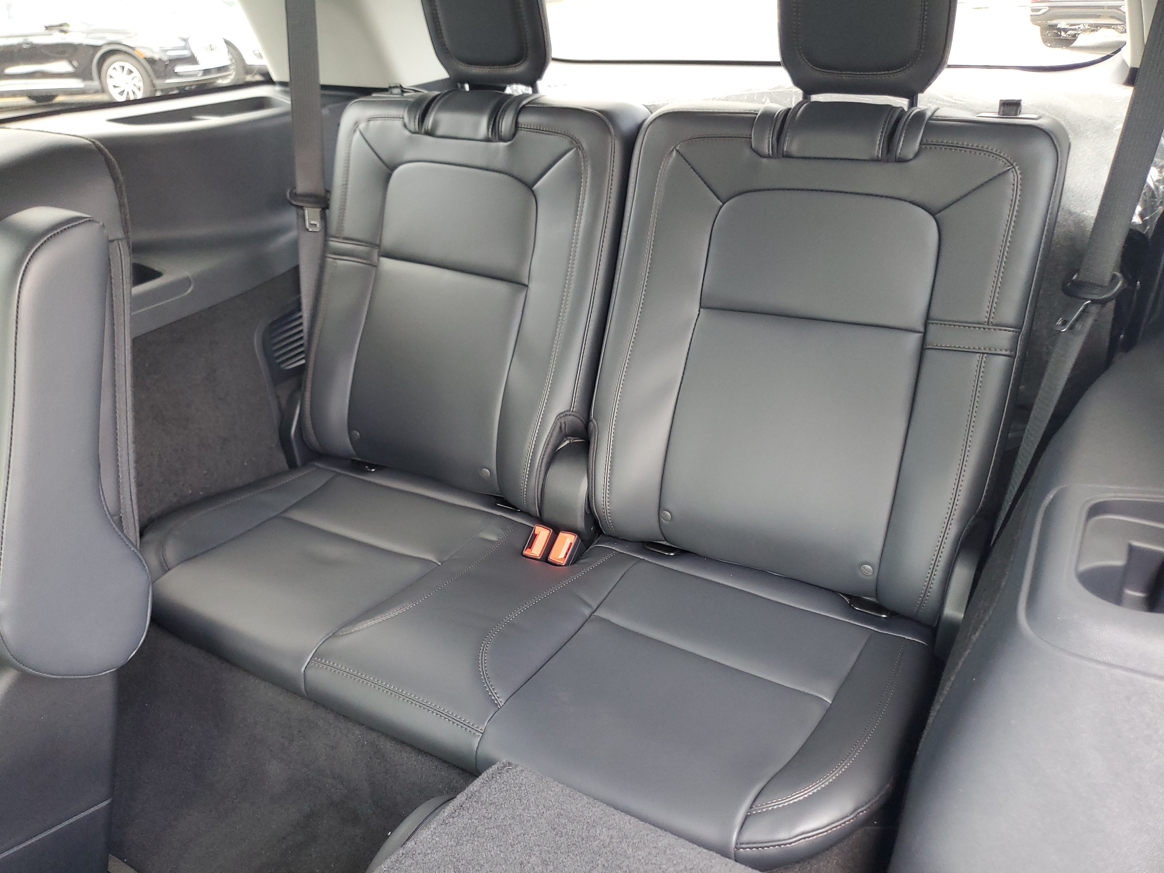 New 2026 Lincoln Aviator Reserve w/ Jet Appearance Package AWD/4WD image 27