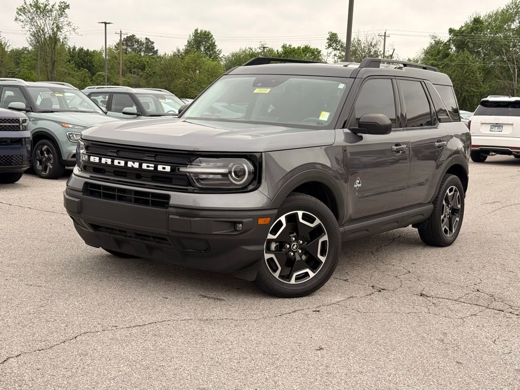 Used 2021 Ford Bronco Sport Outer Banks image 3
