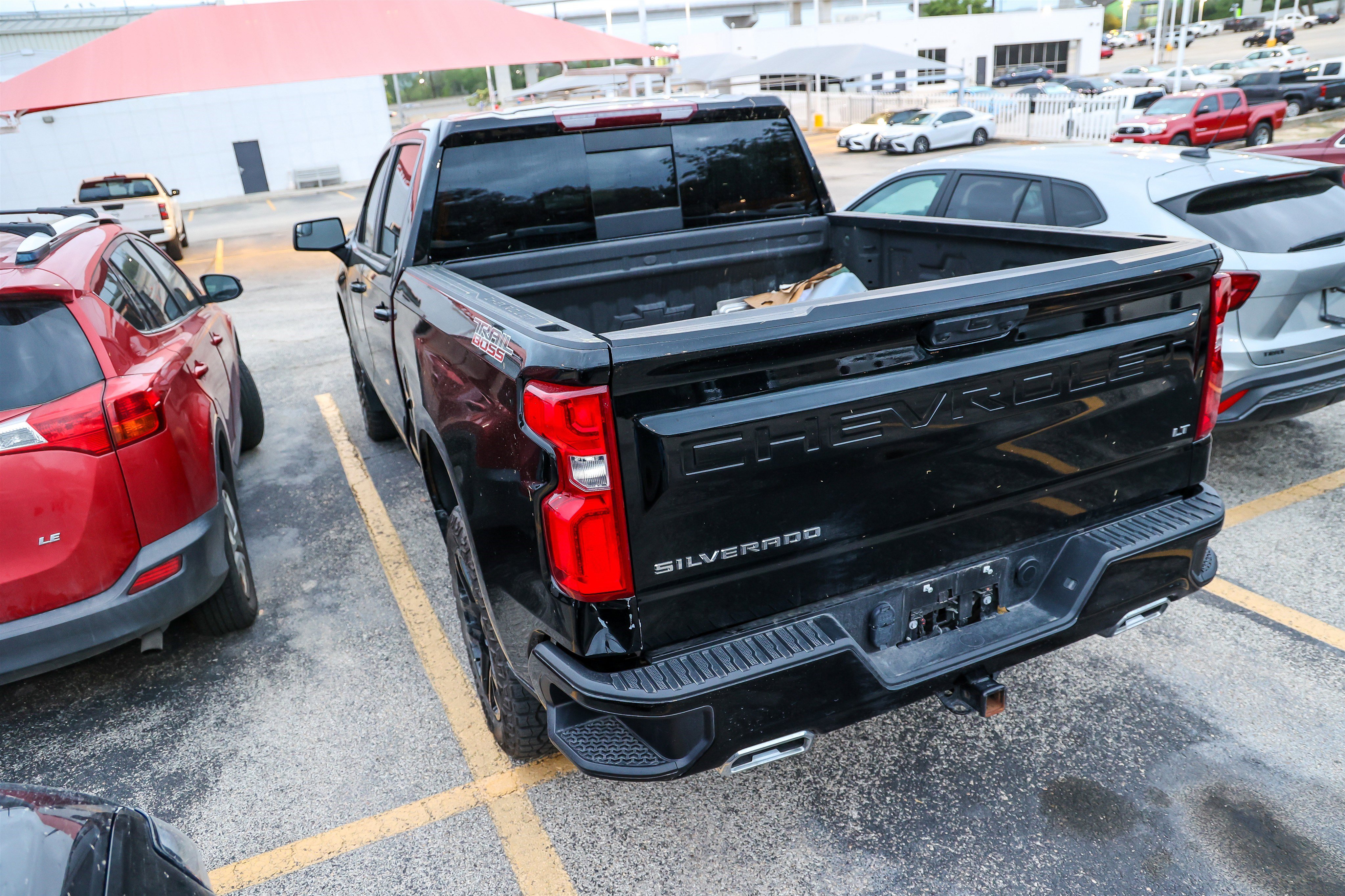 Used 2024 Chevrolet Silverado 1500 LT Trail Boss w/ Convenience Package II image 10