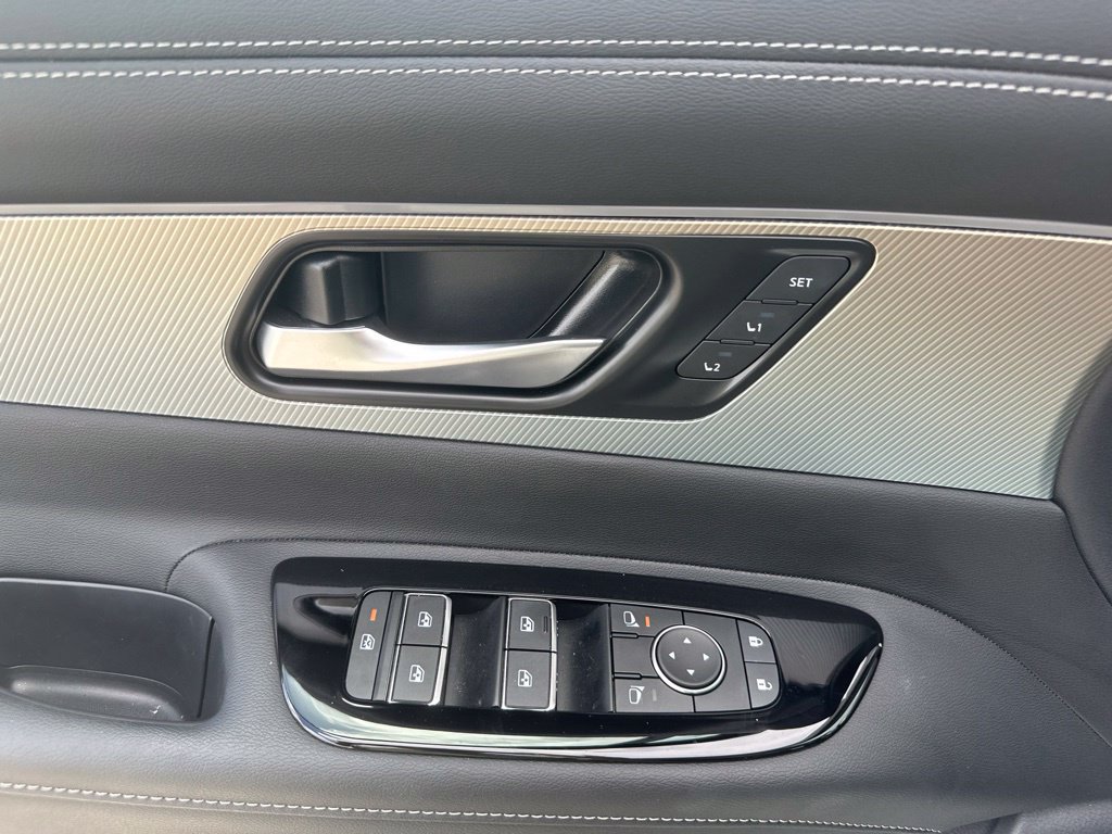 Certified 2025 Nissan Murano SL AWD/4WD image 15