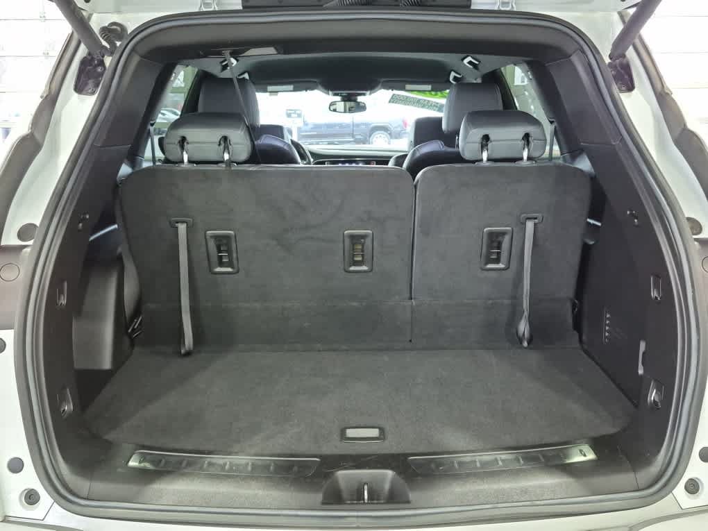 Used 2023 Buick Enclave Essence AWD/4WD image 23