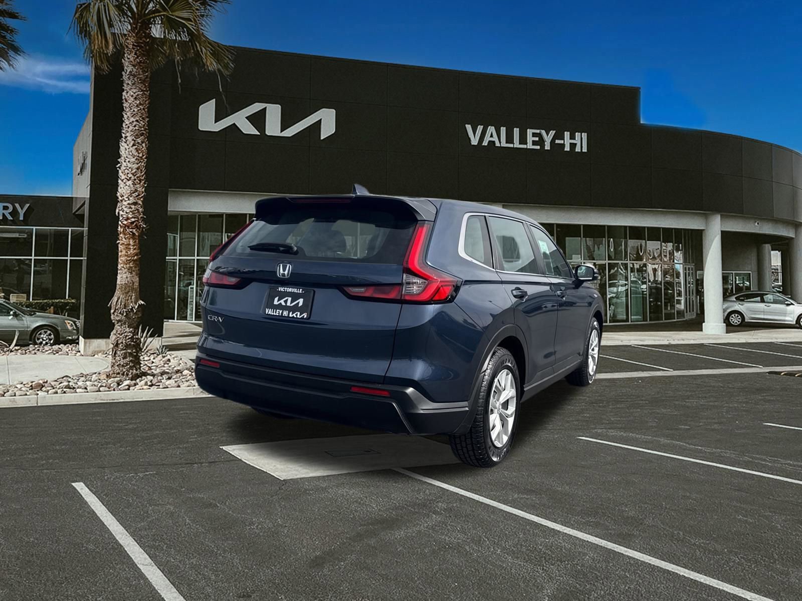 Used 2024 Honda CR-V LX image 5