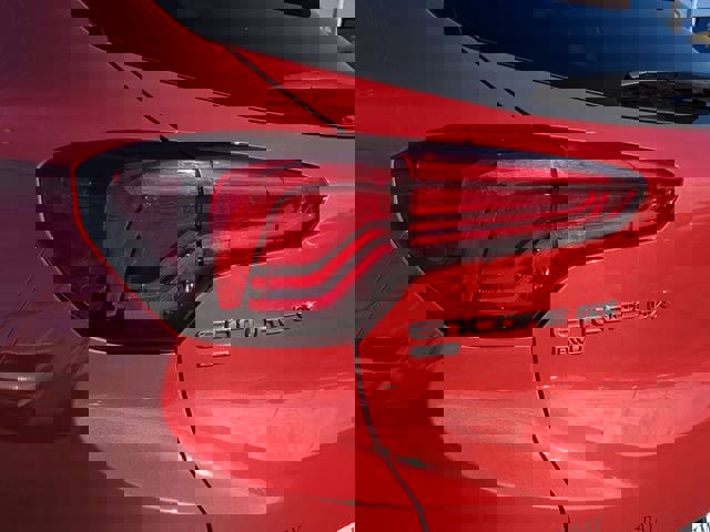 Used 2024 Buick Encore GX Sport Touring image 11