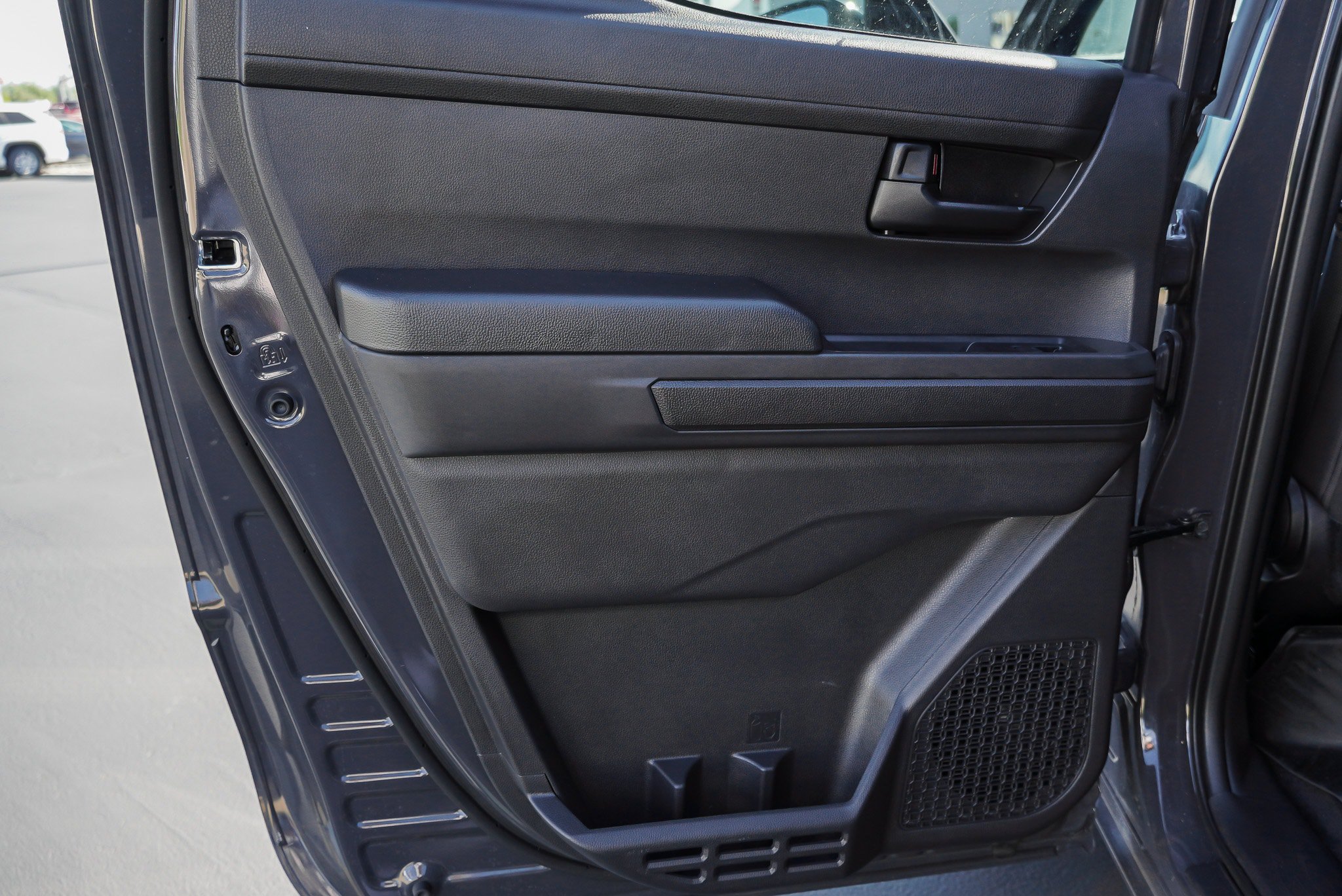 Certified 2025 Toyota Tacoma SR5 AWD/4WD image 23