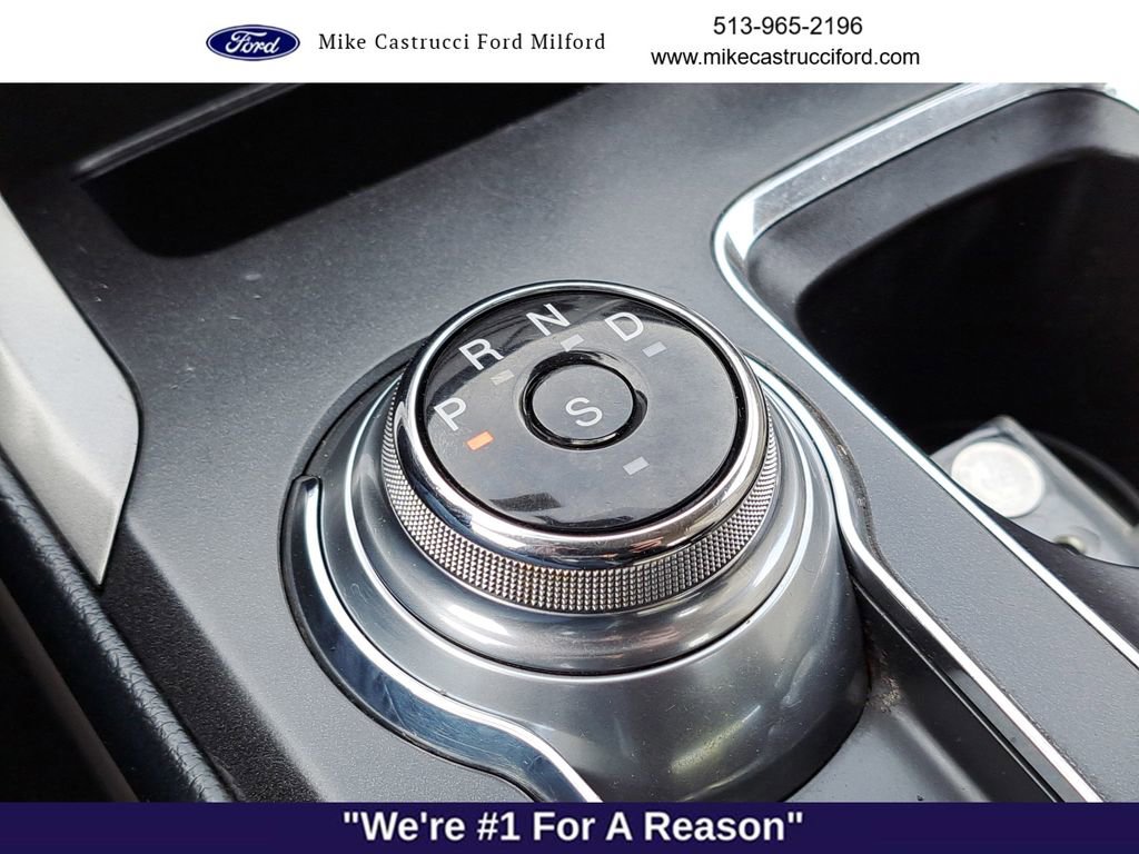 Used 2017 Ford Fusion SE w/ Fusion SE Technology Package image 19