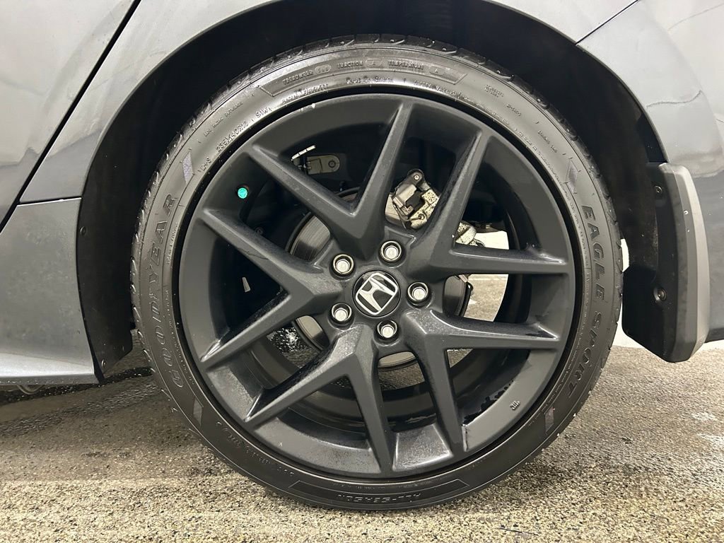 Used 2025 Honda Civic Sport image 13