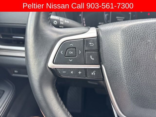 Used 2025 Toyota Grand Highlander AWD image 13