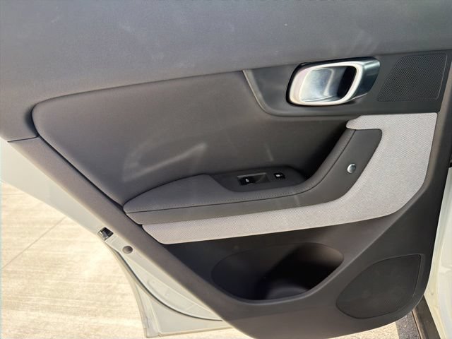 Used 2023 Polestar Polestar 2 w/ Pilot Pack AWD/4WD image 18