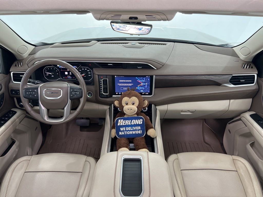 Used 2021 GMC Yukon XL Denali w/ Denali Premium Package image 19