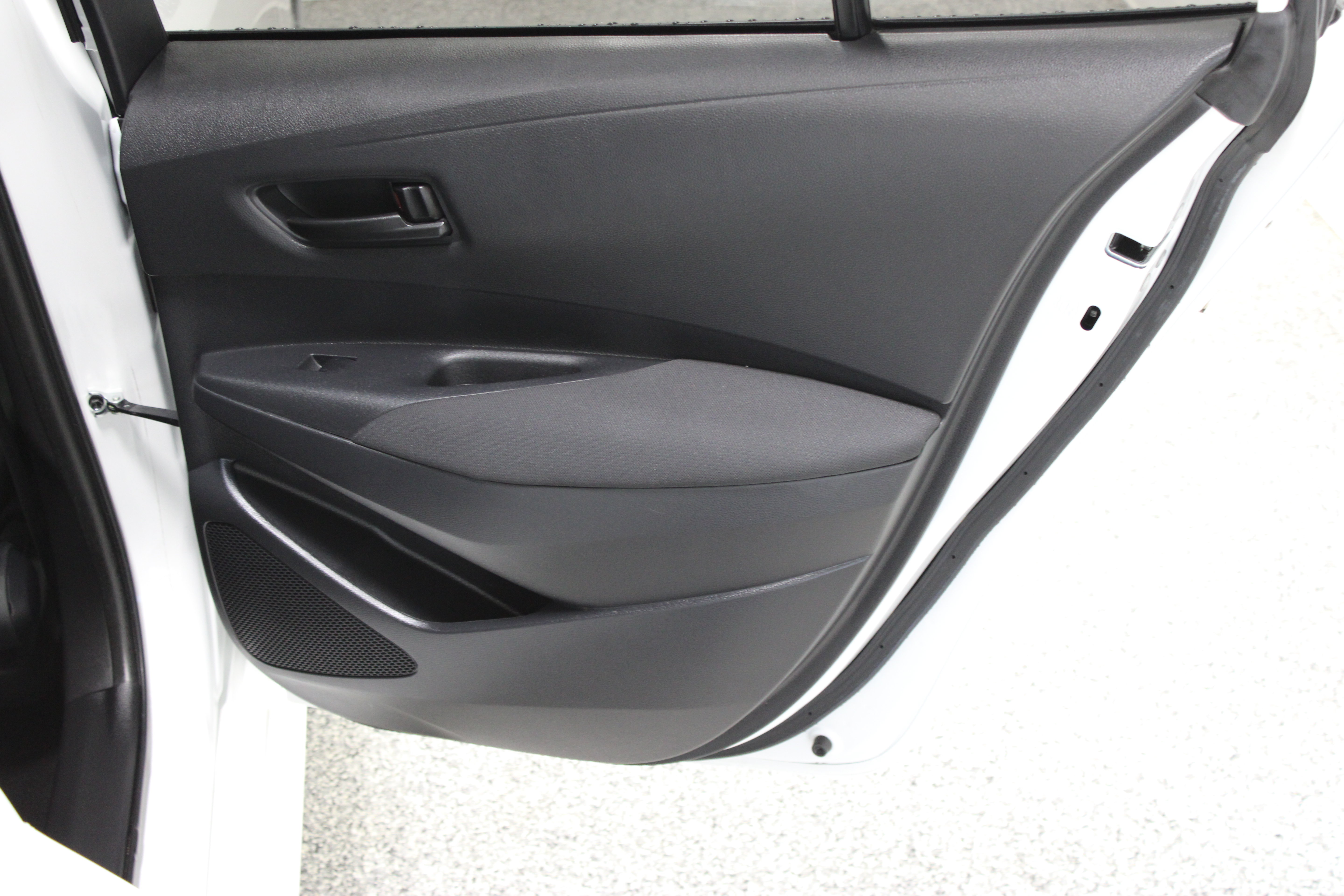 Used 2023 Toyota Corolla LE FWD image 29