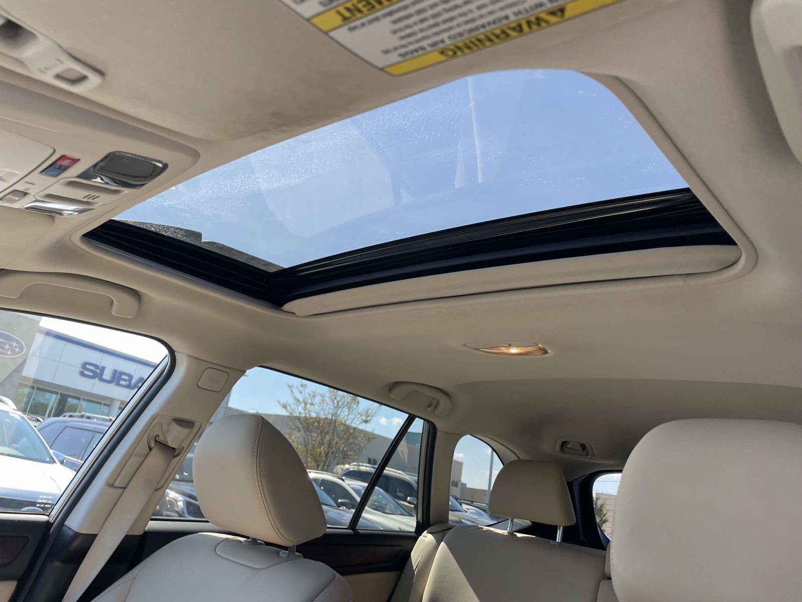 Used 2019 Subaru Outback 2.5i Limited AWD/4WD image 9
