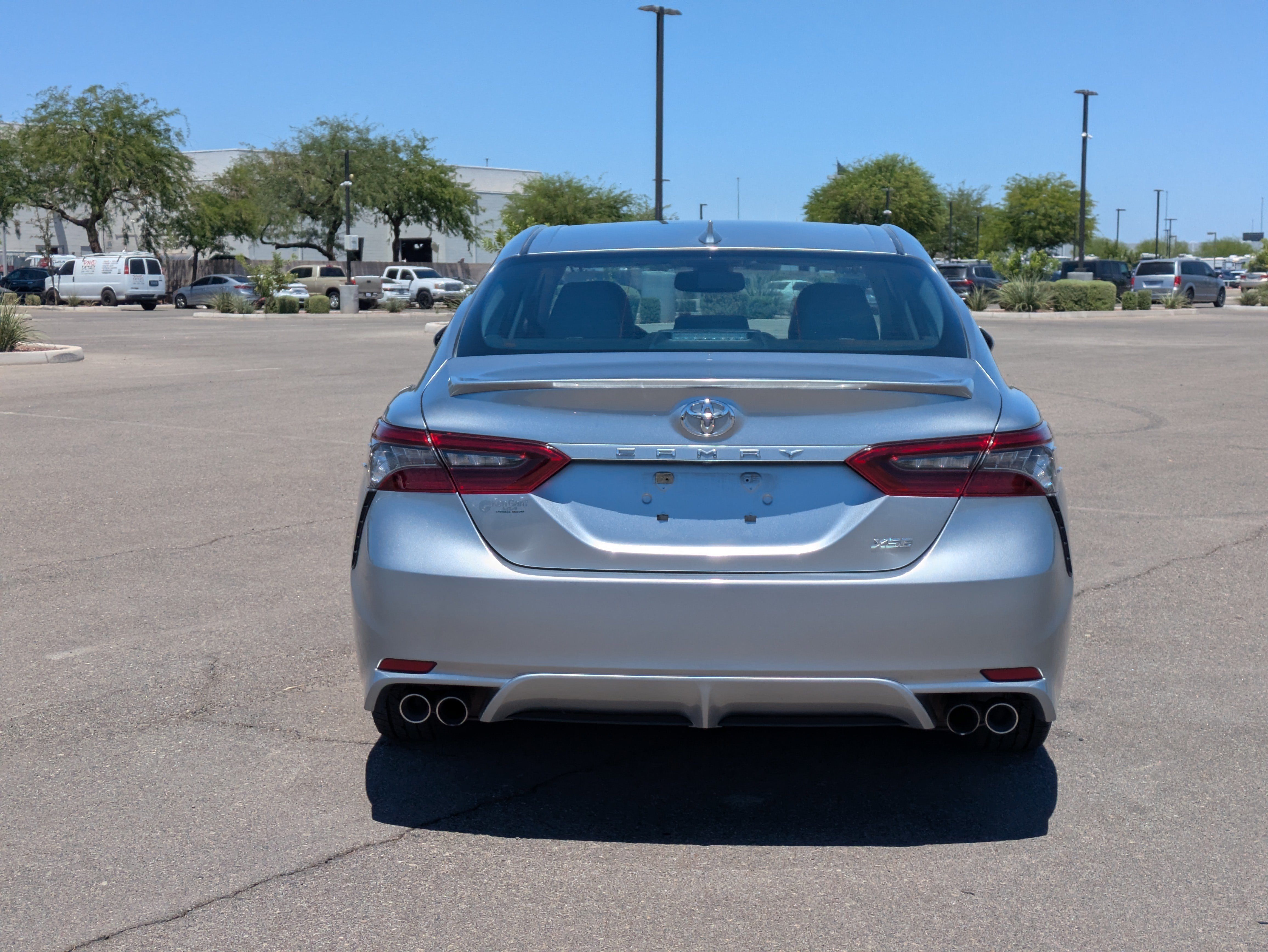 Used 2024 Toyota Camry XSE FWD image 4