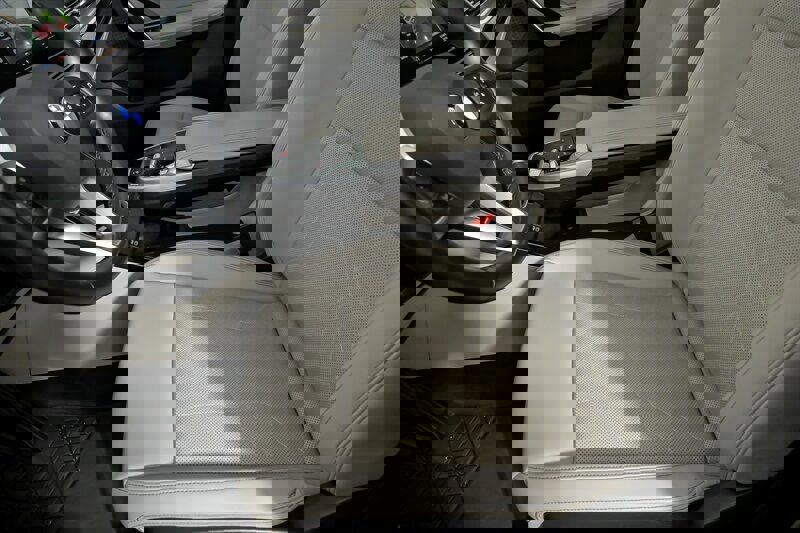 Used 2023 BMW X1 xDrive28i w/ Convenience Package image 18