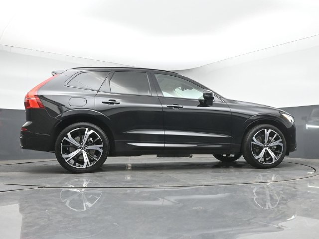 Used 2023 Volvo XC60 B6 Ultimate w/ Climate Package AWD/4WD image 42