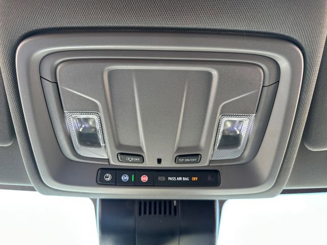 Used 2025 Chevrolet Silverado 1500 Custom Trail Boss AWD/4WD image 40
