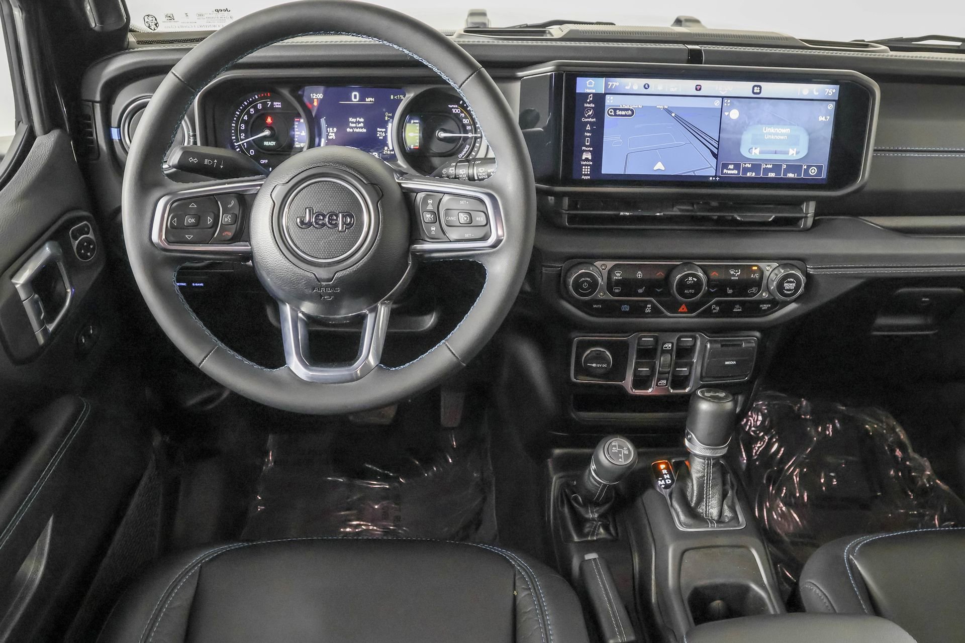 Used 2024 Jeep Wrangler High Altitude AWD/4WD image 38