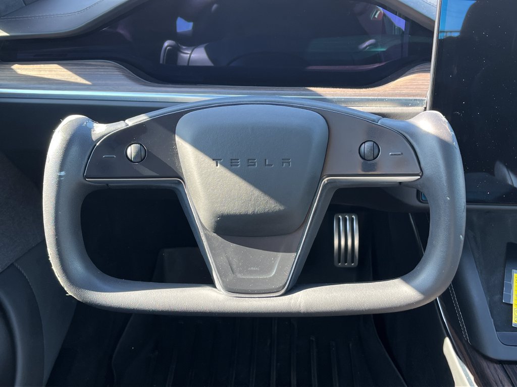 Used 2022 Tesla Model S AWD/4WD image 15