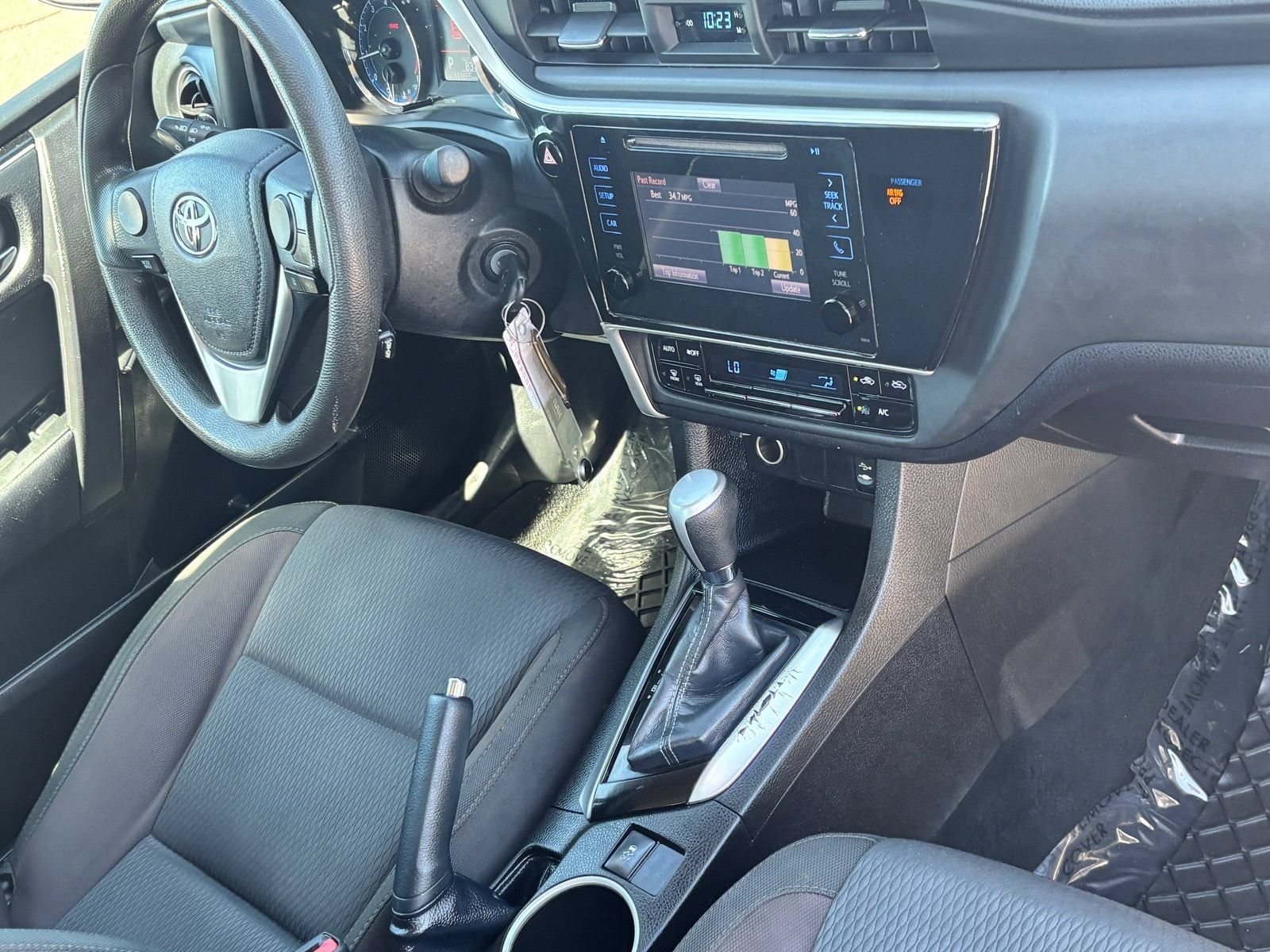 Used 2019 Toyota Corolla LE FWD image 9