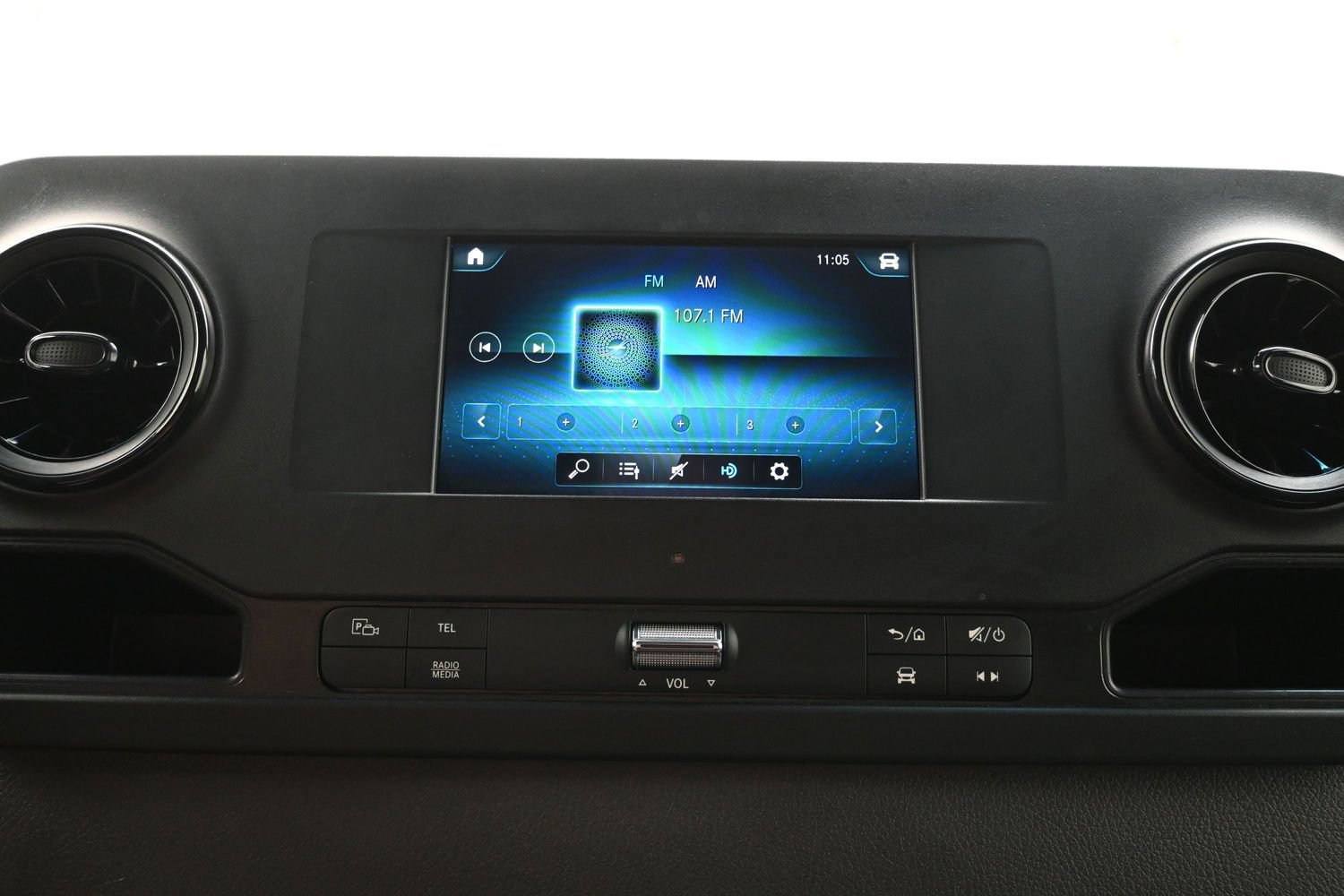 Used 2024 Mercedes-Benz Sprinter 2500 image 31