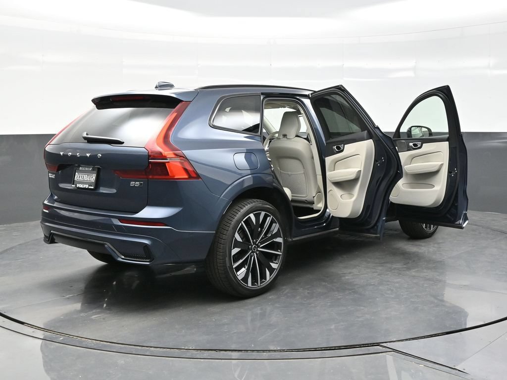 New 2026 Volvo XC60 B5 Ultra w/ Climate Package AWD/4WD image 30