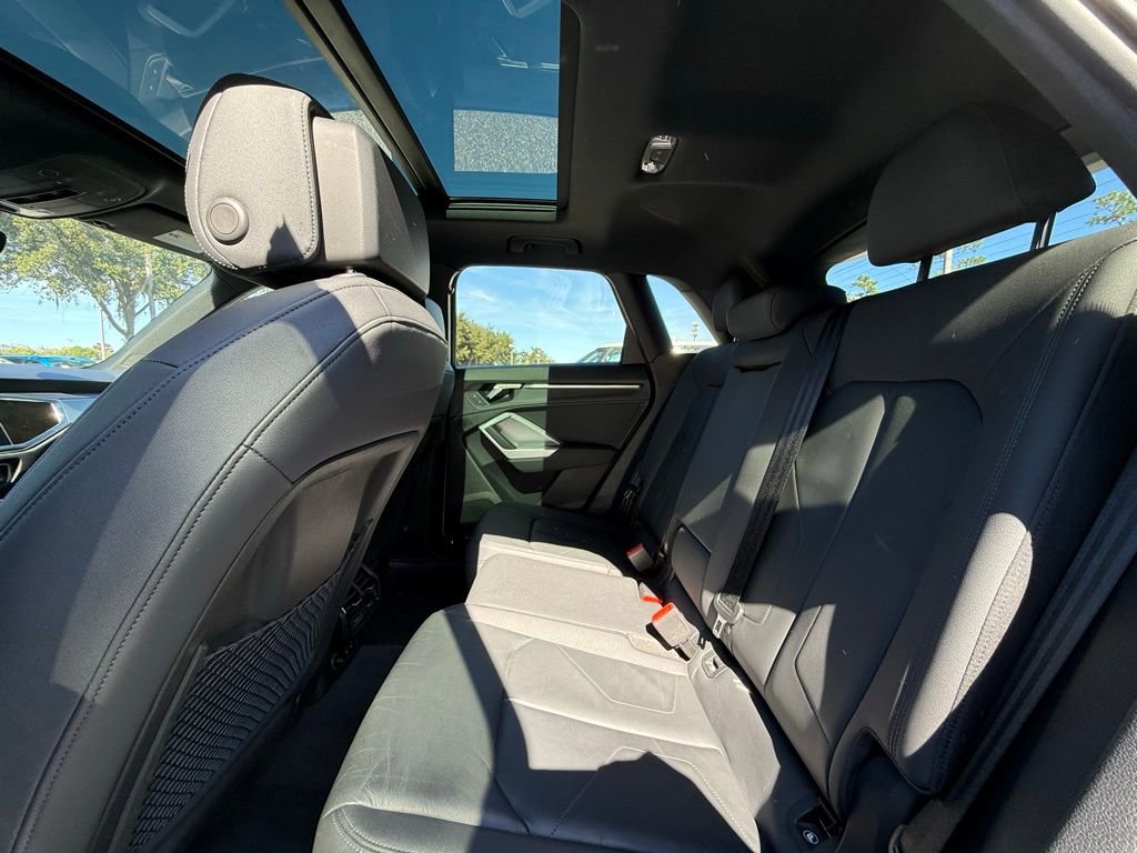 Used 2022 Audi Q3 2.0T Premium image 15