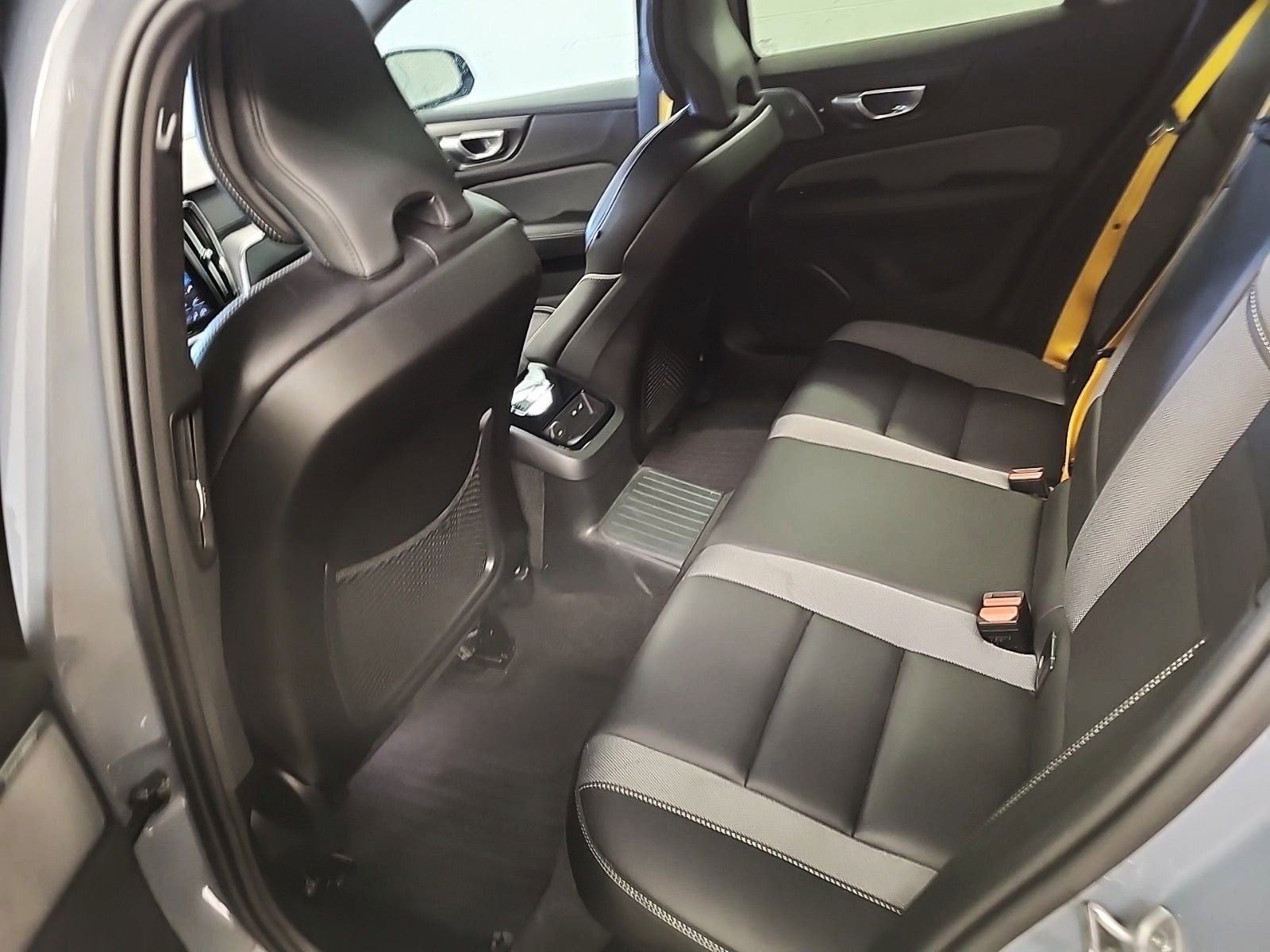 Used 2024 Volvo V60 T8 Polestar image 8