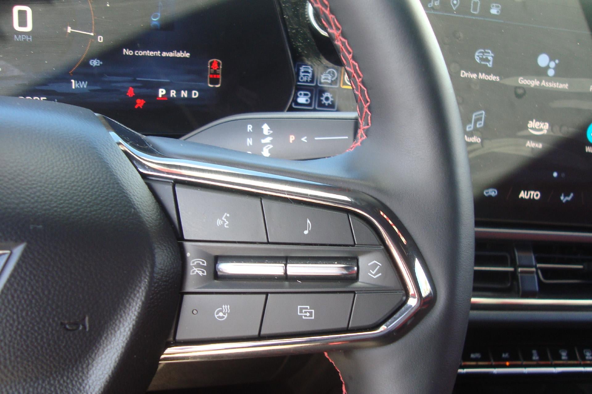 Certified 2025 Chevrolet Equinox EV RS FWD image 14