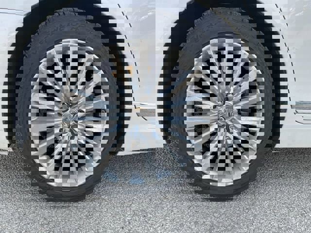 Used 2015 Lexus LS 460 AWD w/ Comfort Package image 10