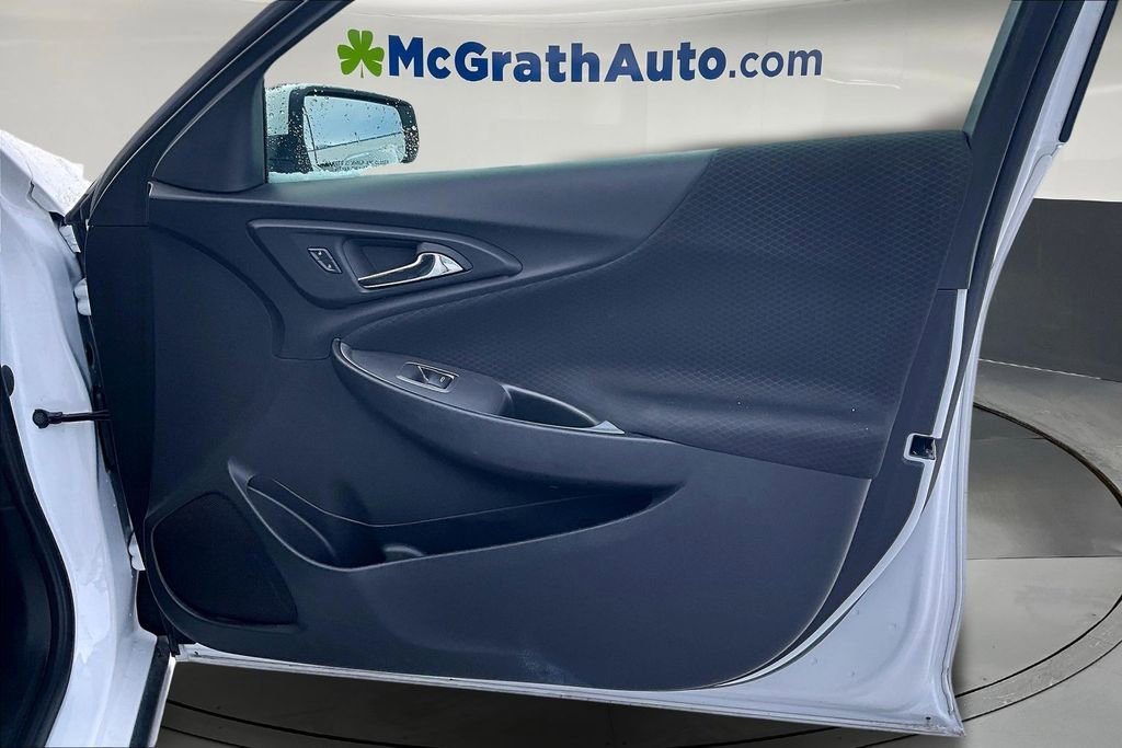 Used 2024 Chevrolet Malibu LT image 24