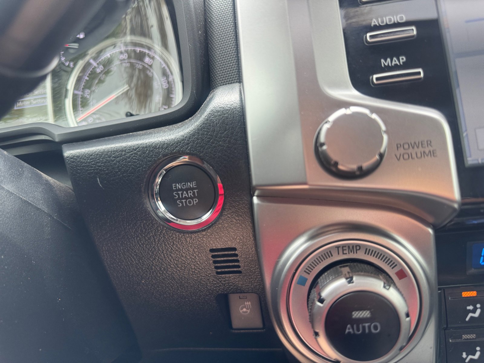 Certified 2023 Toyota 4Runner Limited AWD/4WD image 30