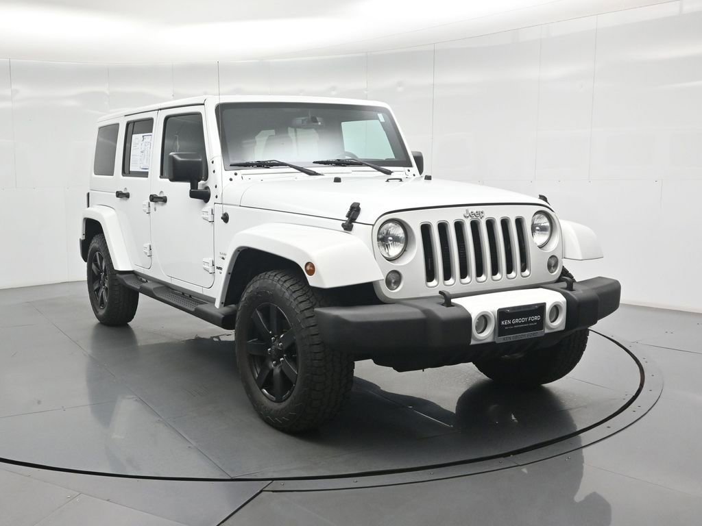 Used 2016 Jeep Wrangler Unlimited Sahara w/ Connectivity Group image 50