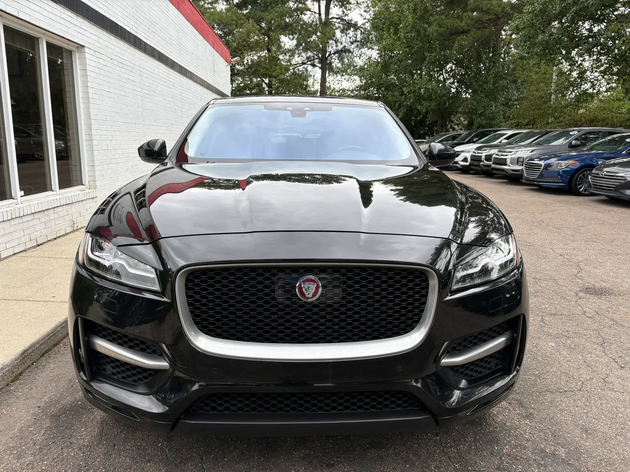 Used 2020 Jaguar F-PACE R-Sport AWD/4WD image 3