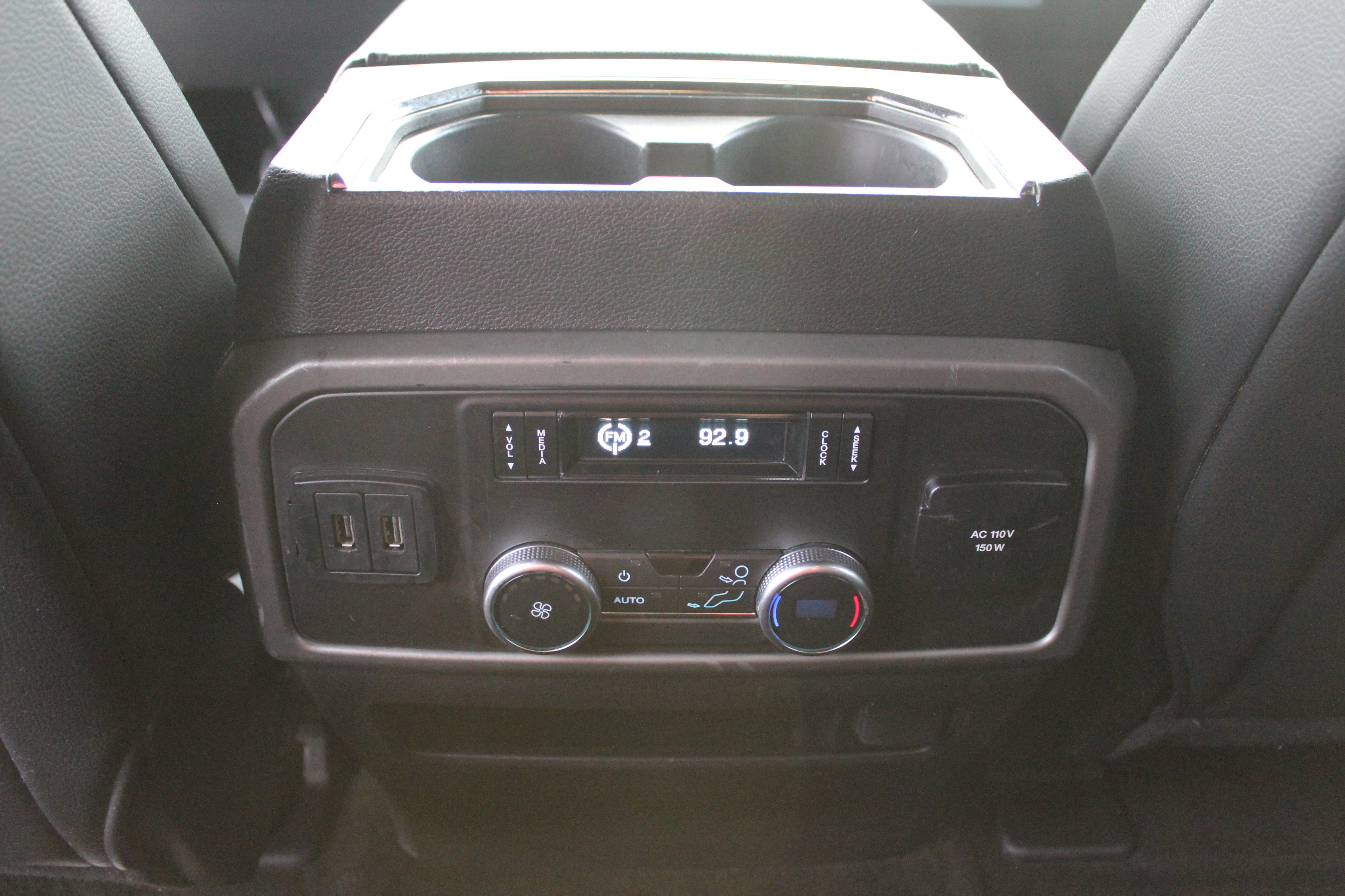 Used 2020 Ford Expedition XLT w/ Equipment Group 202A image 28