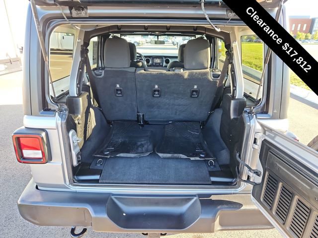 Used 2018 Jeep Wrangler Unlimited Sport S image 27