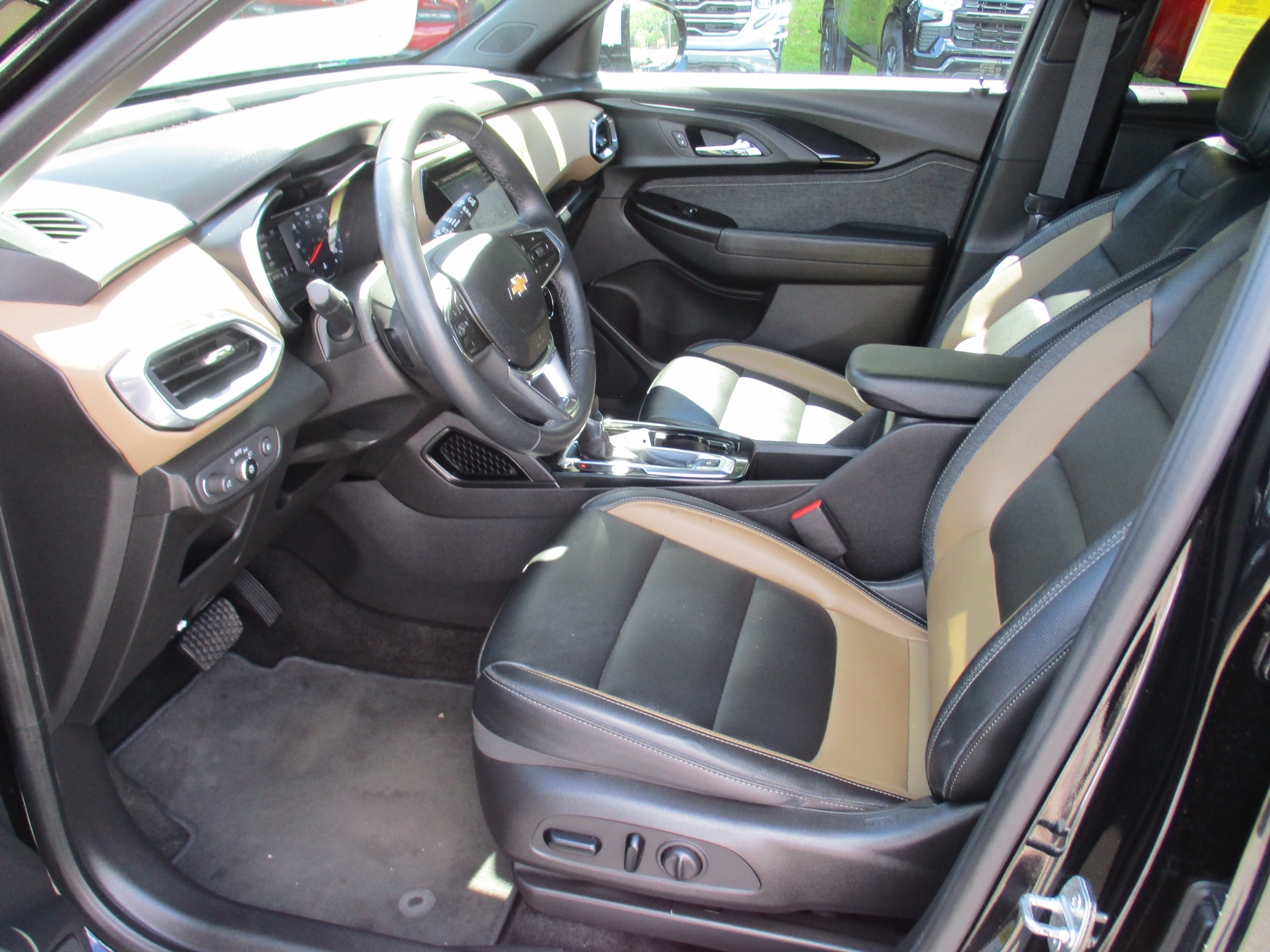 Certified 2021 Chevrolet TrailBlazer ACTIV w/ Convenience Package AWD/4WD image 11